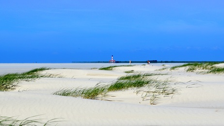Strand in SPO - Blick auf Westerhever Leuchtturm